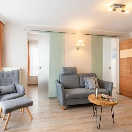 Strandhaus Aurell, Whg10 Seitl Meerblick Apartment *