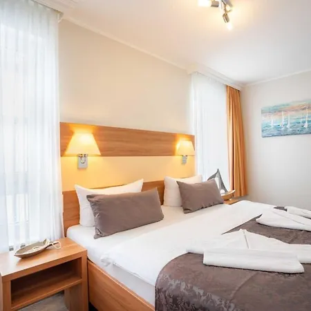 Strandhaus Aurell, Whg10 Seitl Meerblick * Ostseebad Heringsdorf
